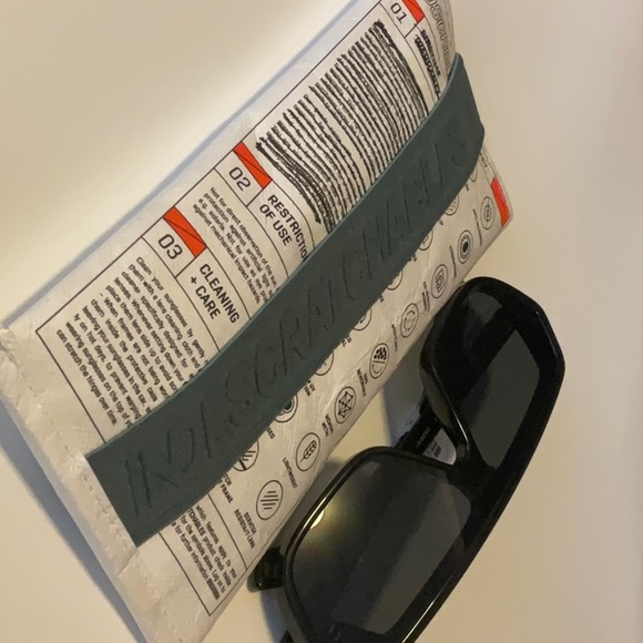 Indescratchables Flow Geometric Sunglasses main image 12